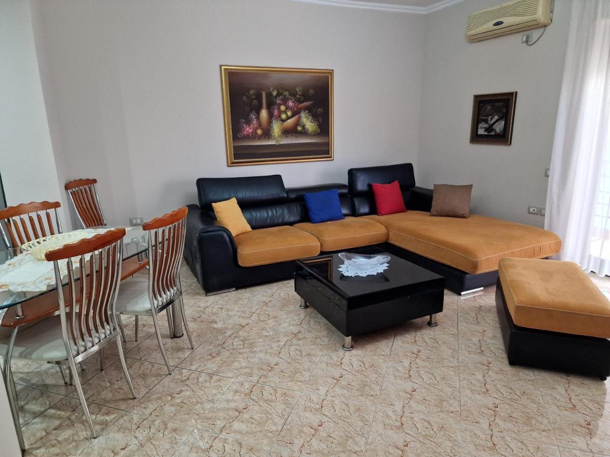 Apartament Orion Vlorë Eksteriør billede